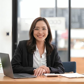 Sophie Ellis Clark, Book Discovery & Positioning Strategist